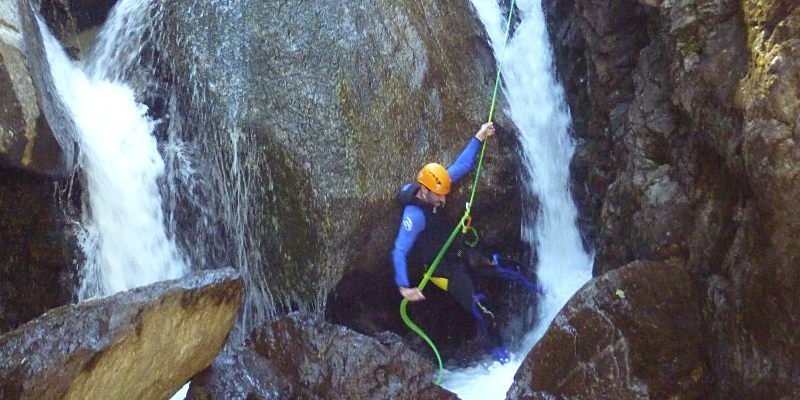 canyoning neste oo luchon pyrenees