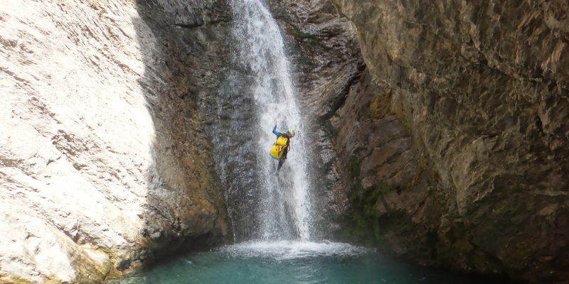 canyoning larri mont perdu