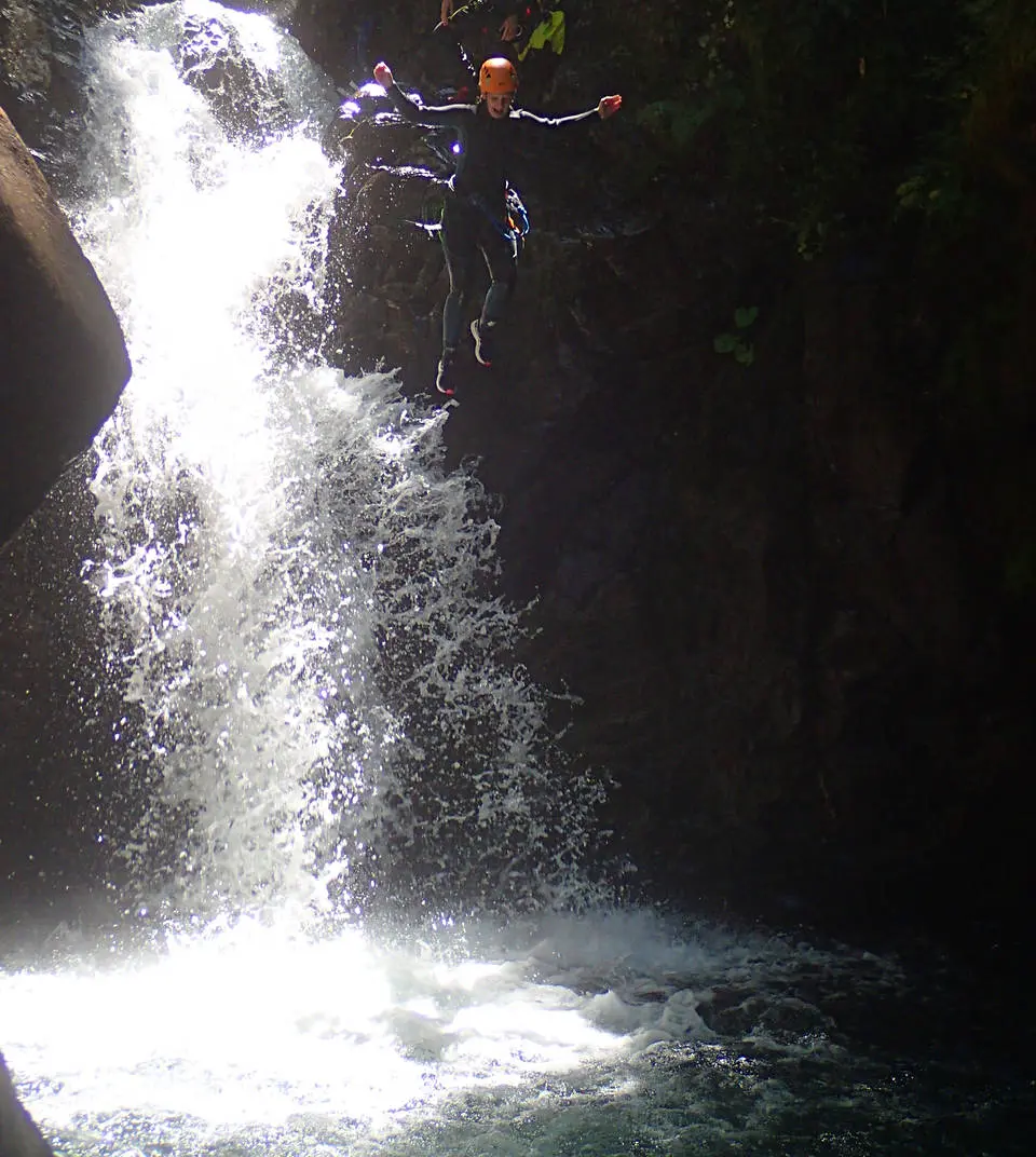 Canyoning pyrenees luchon