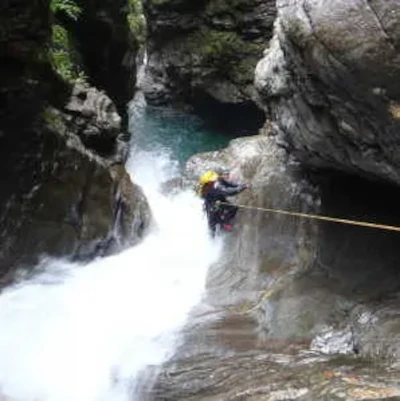 canyoning-gouffre-enfer-luchon