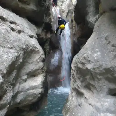 Canyoning formiga sierra de guara2
